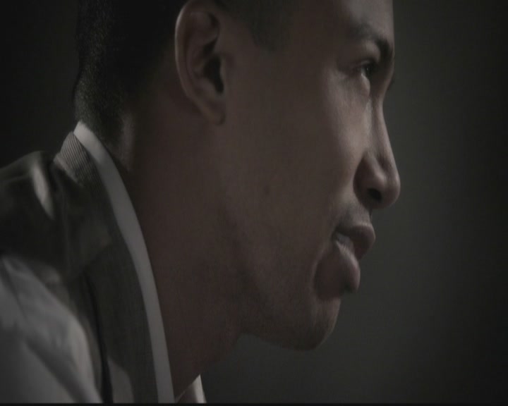VampireDiariesWorld-dot-org_TheOriginals1x12DanceBackFromTheGrave1943.jpg
