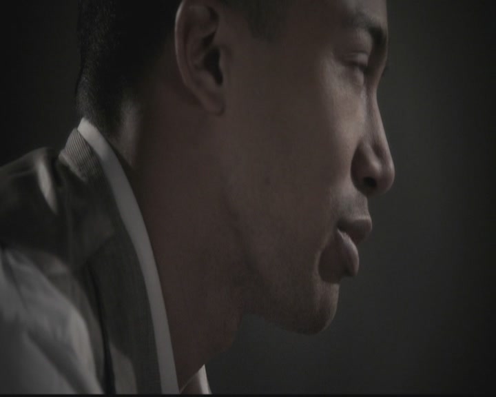VampireDiariesWorld-dot-org_TheOriginals1x12DanceBackFromTheGrave1944.jpg