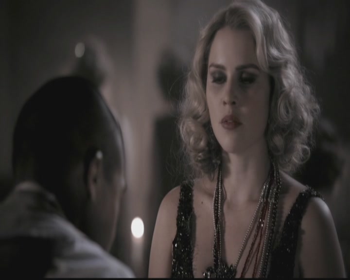VampireDiariesWorld-dot-org_TheOriginals1x12DanceBackFromTheGrave1948.jpg