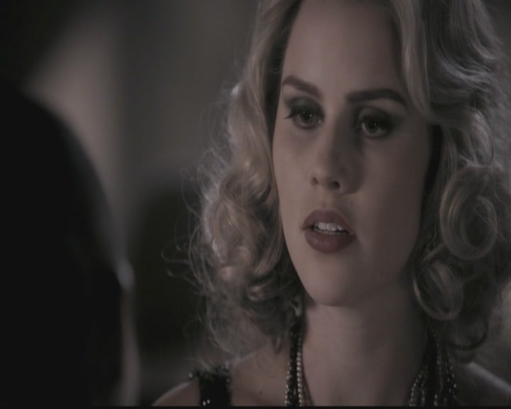 VampireDiariesWorld-dot-org_TheOriginals1x12DanceBackFromTheGrave1960.jpg