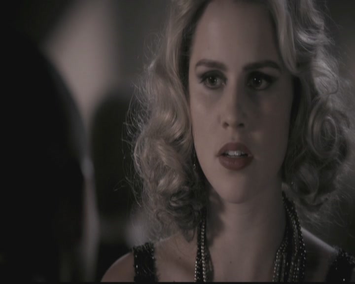 VampireDiariesWorld-dot-org_TheOriginals1x12DanceBackFromTheGrave1966.jpg