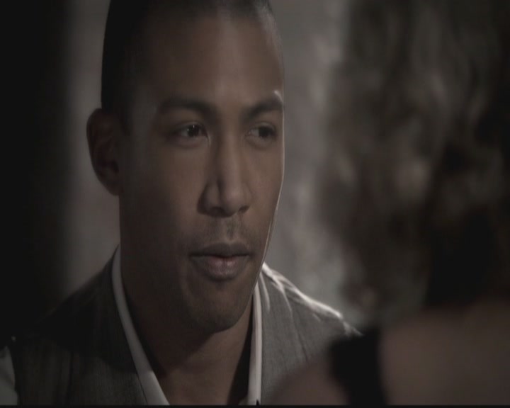 VampireDiariesWorld-dot-org_TheOriginals1x12DanceBackFromTheGrave1989.jpg