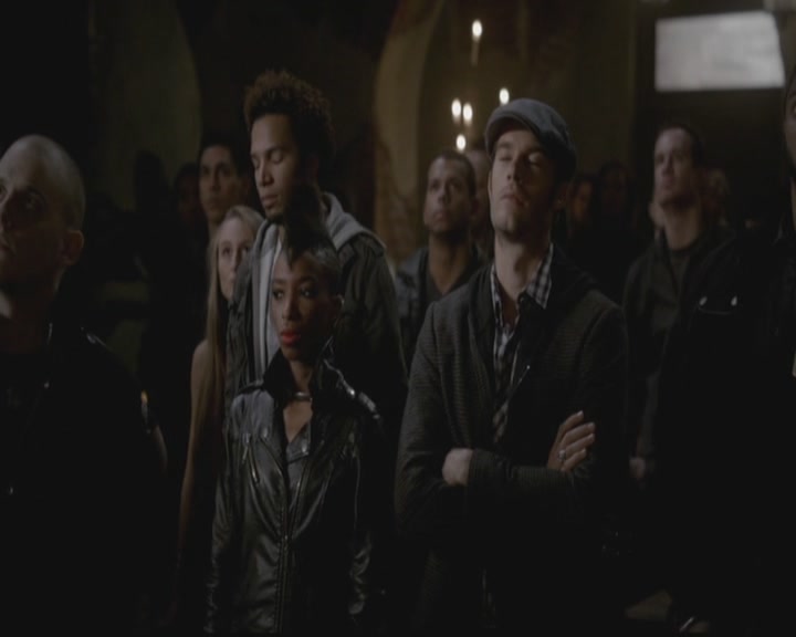 VampireDiariesWorld-dot-org_TheOriginals1x12DanceBackFromTheGrave2060.jpg