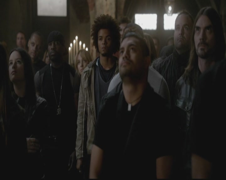 VampireDiariesWorld-dot-org_TheOriginals1x12DanceBackFromTheGrave2071.jpg