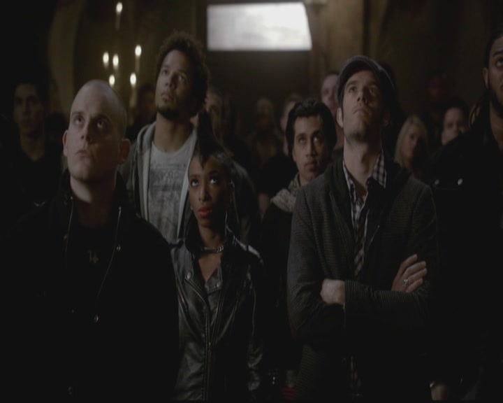 VampireDiariesWorld-dot-org_TheOriginals1x12DanceBackFromTheGrave2076.jpg