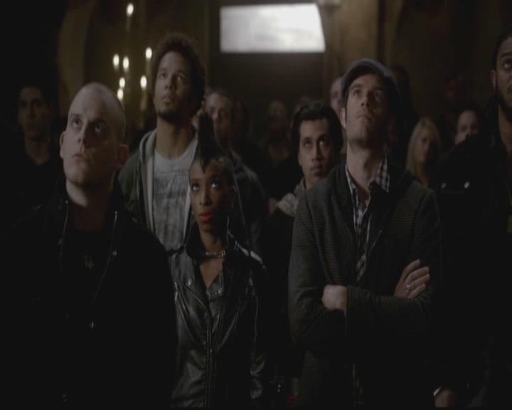 VampireDiariesWorld-dot-org_TheOriginals1x12DanceBackFromTheGrave2077.jpg