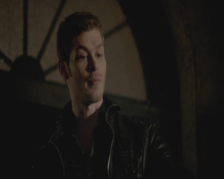VampireDiariesWorld-dot-org_TheOriginals1x12DanceBackFromTheGrave2090.jpg