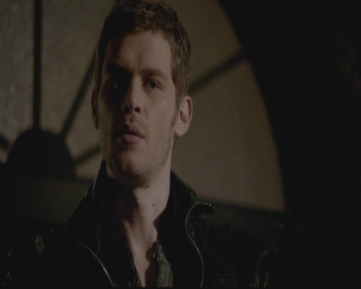 VampireDiariesWorld-dot-org_TheOriginals1x12DanceBackFromTheGrave2094.jpg