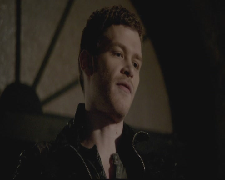 VampireDiariesWorld-dot-org_TheOriginals1x12DanceBackFromTheGrave2095.jpg