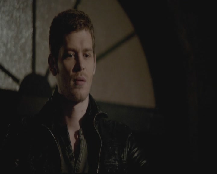 VampireDiariesWorld-dot-org_TheOriginals1x12DanceBackFromTheGrave2113.jpg