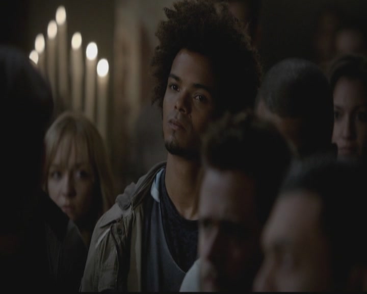 VampireDiariesWorld-dot-org_TheOriginals1x12DanceBackFromTheGrave2124.jpg