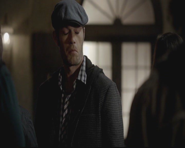VampireDiariesWorld-dot-org_TheOriginals1x12DanceBackFromTheGrave2127.jpg