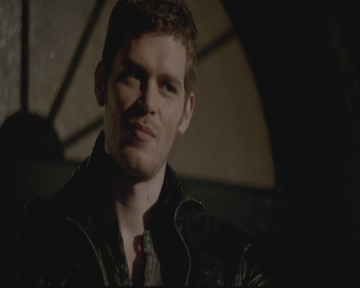 VampireDiariesWorld-dot-org_TheOriginals1x12DanceBackFromTheGrave2133.jpg