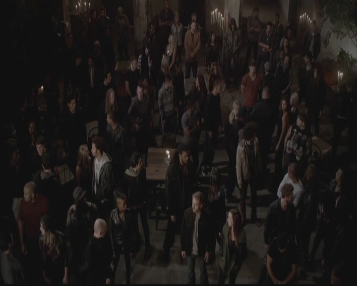 VampireDiariesWorld-dot-org_TheOriginals1x12DanceBackFromTheGrave2134.jpg