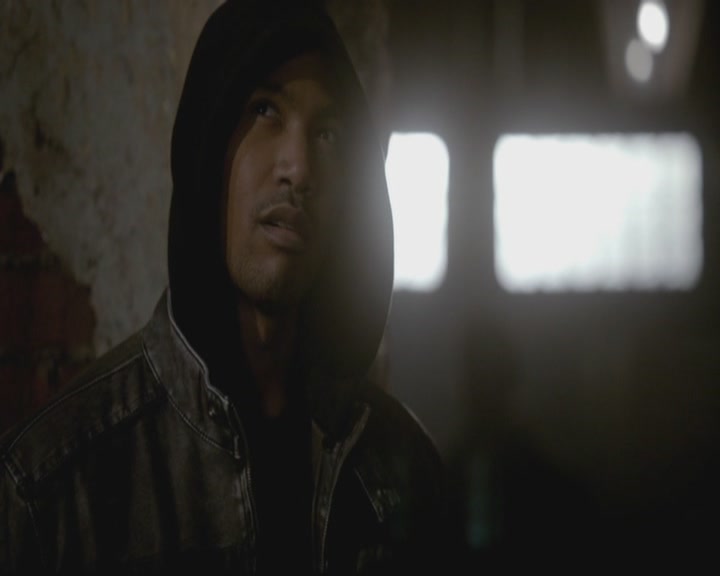 VampireDiariesWorld-dot-org_TheOriginals1x12DanceBackFromTheGrave2136.jpg
