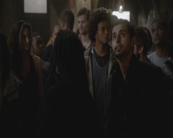 VampireDiariesWorld-dot-org_TheOriginals1x12DanceBackFromTheGrave2138.jpg