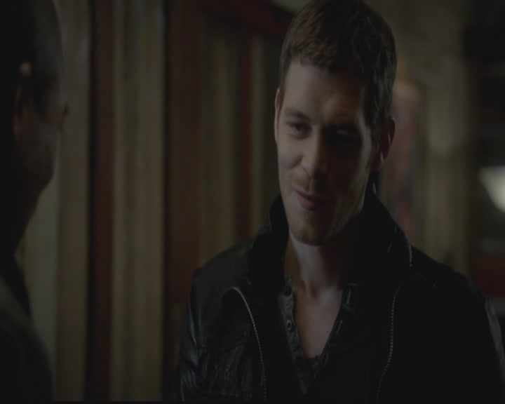 VampireDiariesWorld-dot-org_TheOriginals1x12DanceBackFromTheGrave2155.jpg