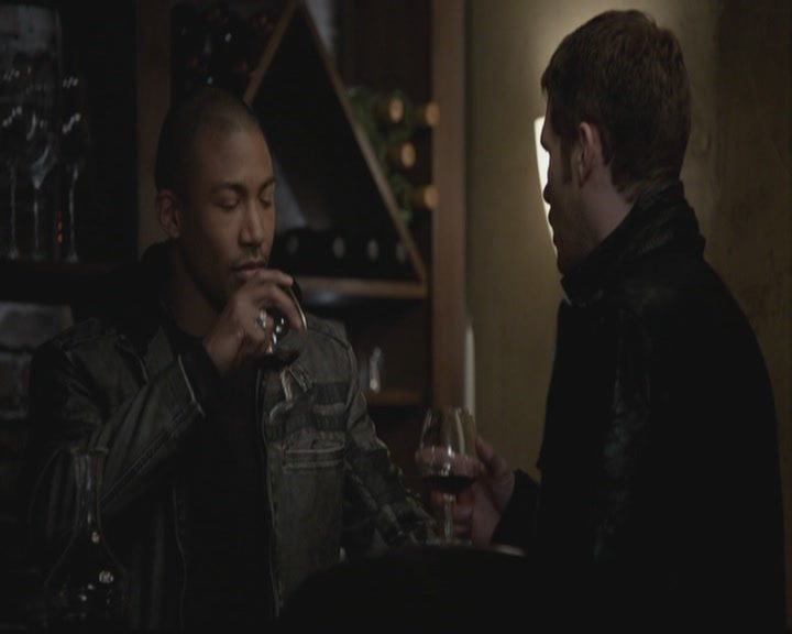 VampireDiariesWorld-dot-org_TheOriginals1x12DanceBackFromTheGrave2160.jpg
