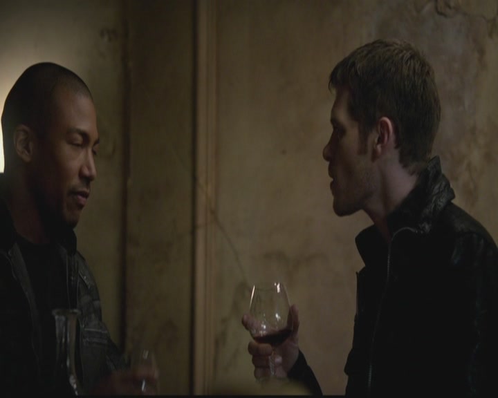 VampireDiariesWorld-dot-org_TheOriginals1x12DanceBackFromTheGrave2163.jpg