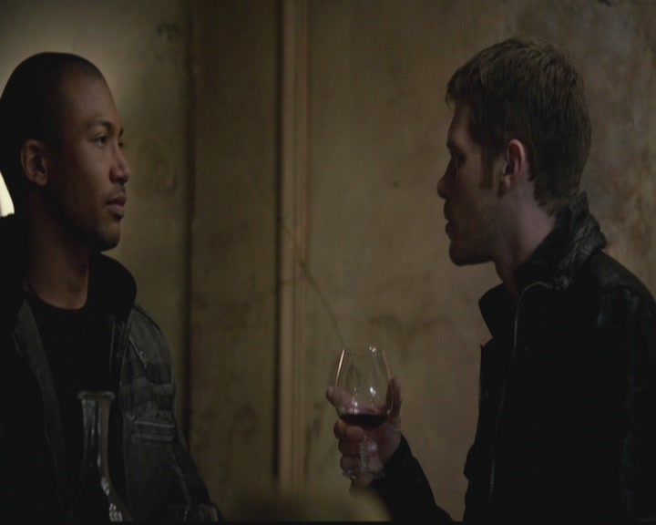 VampireDiariesWorld-dot-org_TheOriginals1x12DanceBackFromTheGrave2165.jpg