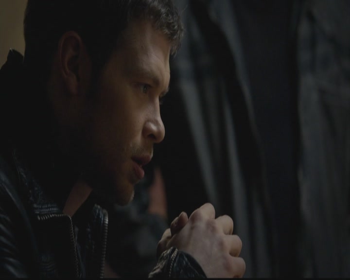 VampireDiariesWorld-dot-org_TheOriginals1x12DanceBackFromTheGrave2235.jpg