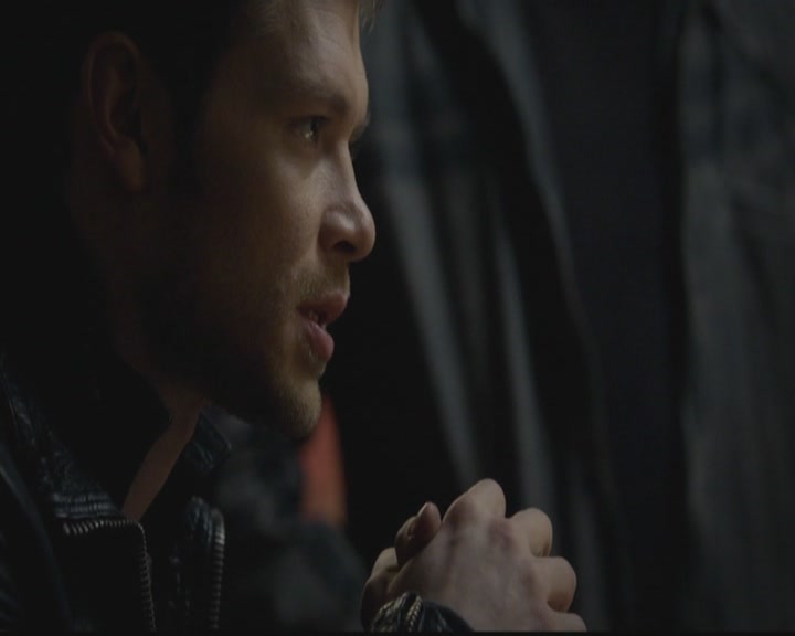 VampireDiariesWorld-dot-org_TheOriginals1x12DanceBackFromTheGrave2239.jpg