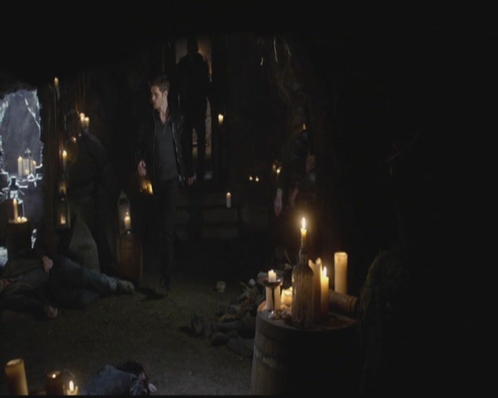 VampireDiariesWorld-dot-org_TheOriginals1x12DanceBackFromTheGrave2246.jpg