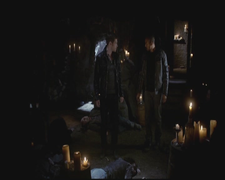 VampireDiariesWorld-dot-org_TheOriginals1x12DanceBackFromTheGrave2256.jpg