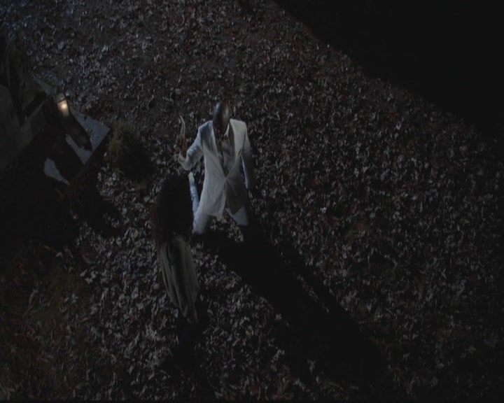 VampireDiariesWorld-dot-org_TheOriginals1x12DanceBackFromTheGrave2281.jpg