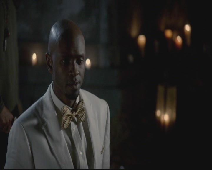 VampireDiariesWorld-dot-org_TheOriginals1x12DanceBackFromTheGrave2302.jpg