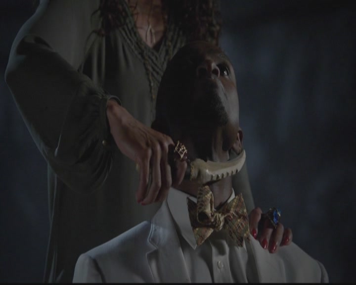 VampireDiariesWorld-dot-org_TheOriginals1x12DanceBackFromTheGrave2309.jpg