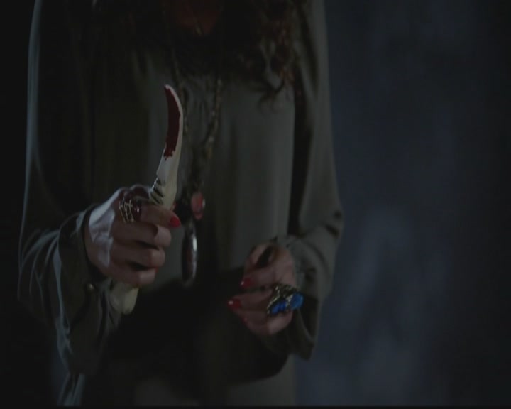 VampireDiariesWorld-dot-org_TheOriginals1x12DanceBackFromTheGrave2316.jpg