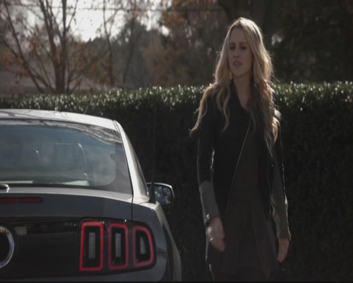VampireDiariesWorld-dot-org_TheOriginals1x3CresentCity0608.jpg