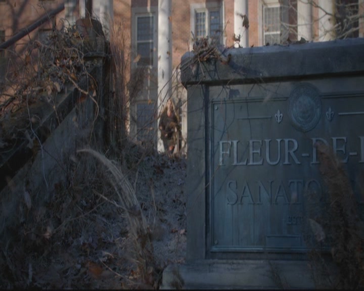 VampireDiariesWorld-dot-org_TheOriginals1x4LongWayBackFromHell0123.jpg