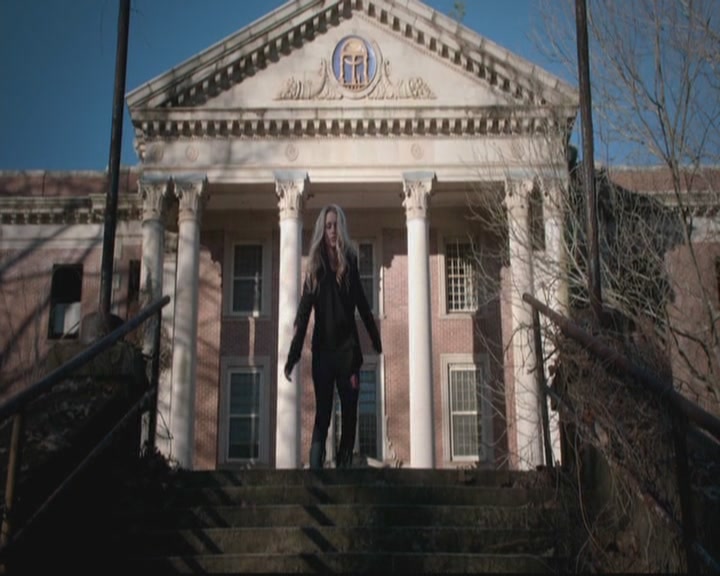 VampireDiariesWorld-dot-org_TheOriginals1x4LongWayBackFromHell0130.jpg