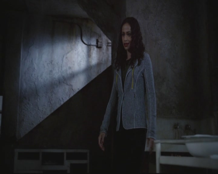 VampireDiariesWorld-dot-org_TheOriginals1x4LongWayBackFromHell0161.jpg
