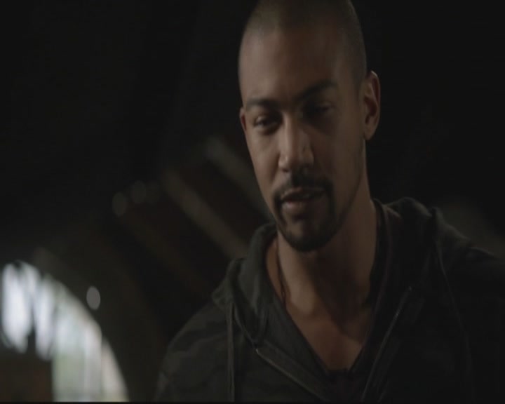 VampireDiariesWorld-dot-org_TheOriginals1x4LongWayBackFromHell1170.jpg VampireDiariesWorld-dot-org_TheOriginals1x4LongWayBackFromHell1170.jpg