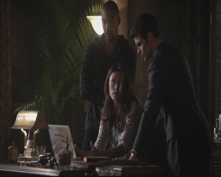 VampireDiariesWorld-dot-org_TheOriginals1x4LongWayBackFromHell1509.jpg