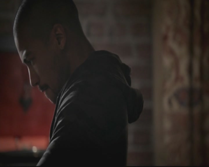 VampireDiariesWorld-dot-org_TheOriginals1x4LongWayBackFromHell1518.jpg