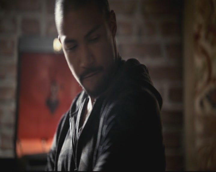 VampireDiariesWorld-dot-org_TheOriginals1x4LongWayBackFromHell1520.jpg