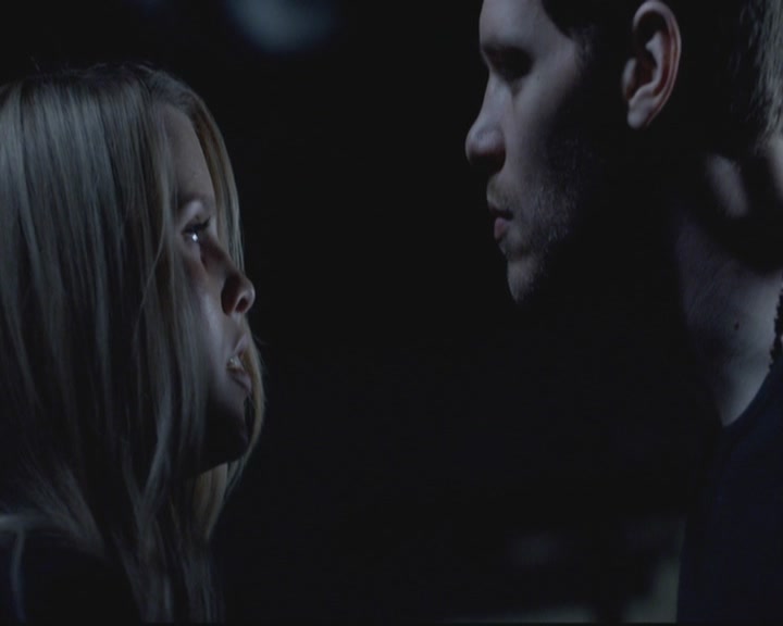 VampireDiariesWorld-dot-org_TheOriginals1x4LongWayBackFromHell2201.jpg