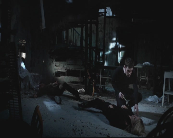 VampireDiariesWorld-dot-org_TheOriginals1x4LongWayBackFromHell2274.jpg
