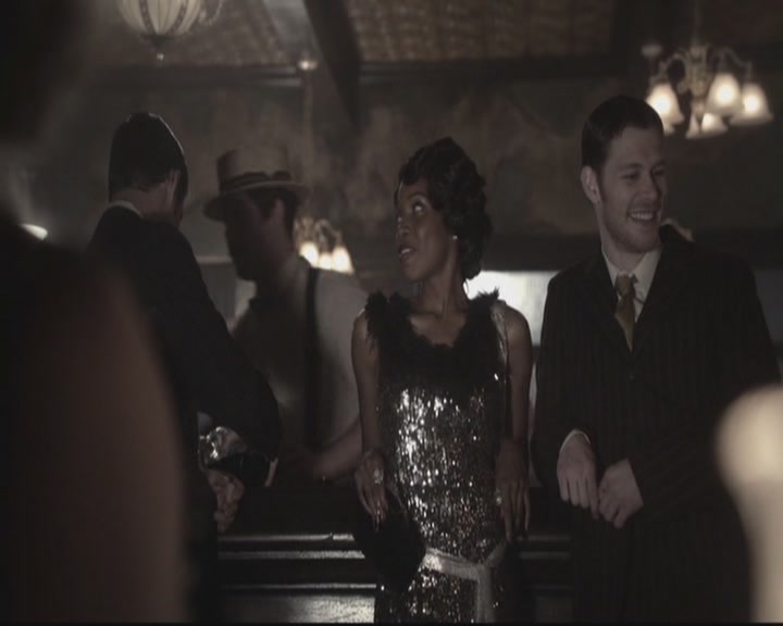 VampireDiariesWorld-dot-org_TheOriginals1x15LeGrandGuignol0071.jpg
