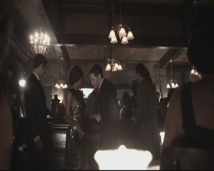 VampireDiariesWorld-dot-org_TheOriginals1x15LeGrandGuignol0089.jpg