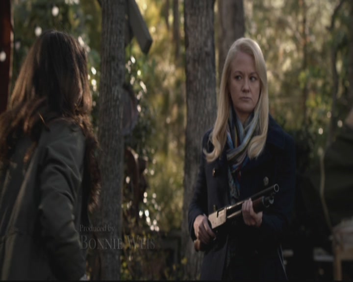 VampireDiariesWorld-dot-org_TheOriginals1x15LeGrandGuignol0265.jpg