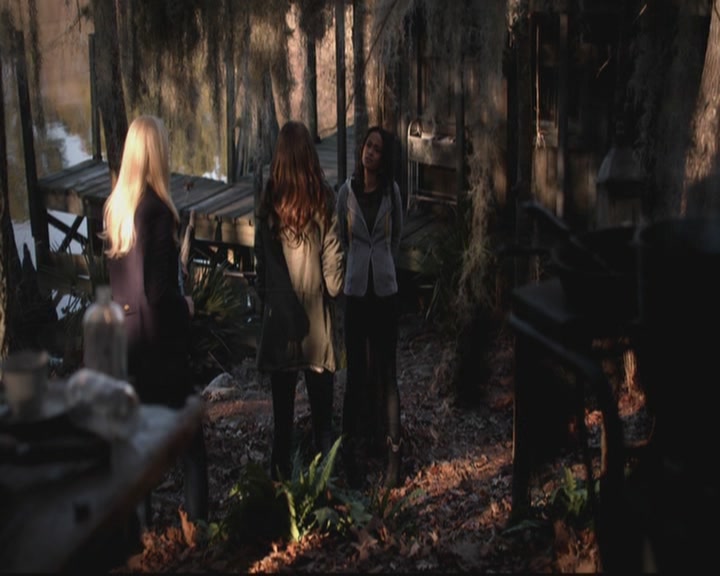 VampireDiariesWorld-dot-org_TheOriginals1x15LeGrandGuignol0284.jpg
