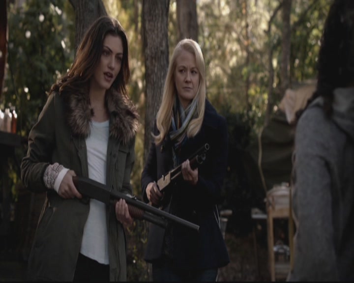 VampireDiariesWorld-dot-org_TheOriginals1x15LeGrandGuignol0285.jpg