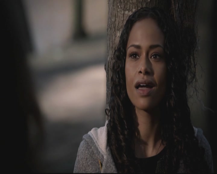 VampireDiariesWorld-dot-org_TheOriginals1x15LeGrandGuignol0316.jpg