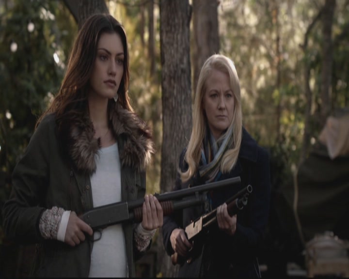 VampireDiariesWorld-dot-org_TheOriginals1x15LeGrandGuignol0318.jpg