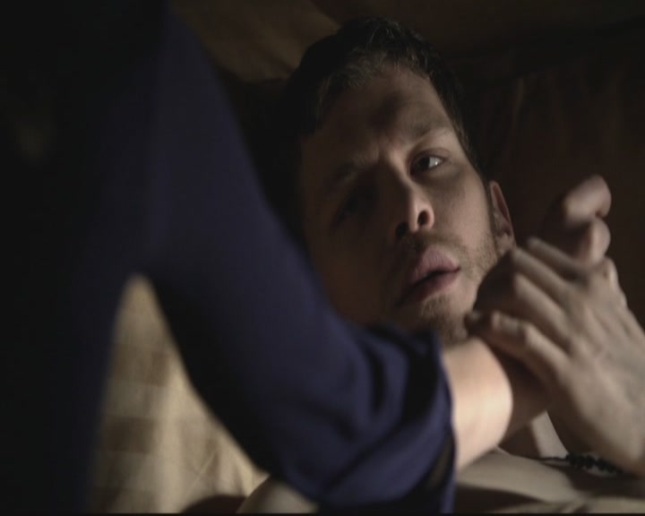 VampireDiariesWorld-dot-org_TheOriginals1x15LeGrandGuignol0335.jpg